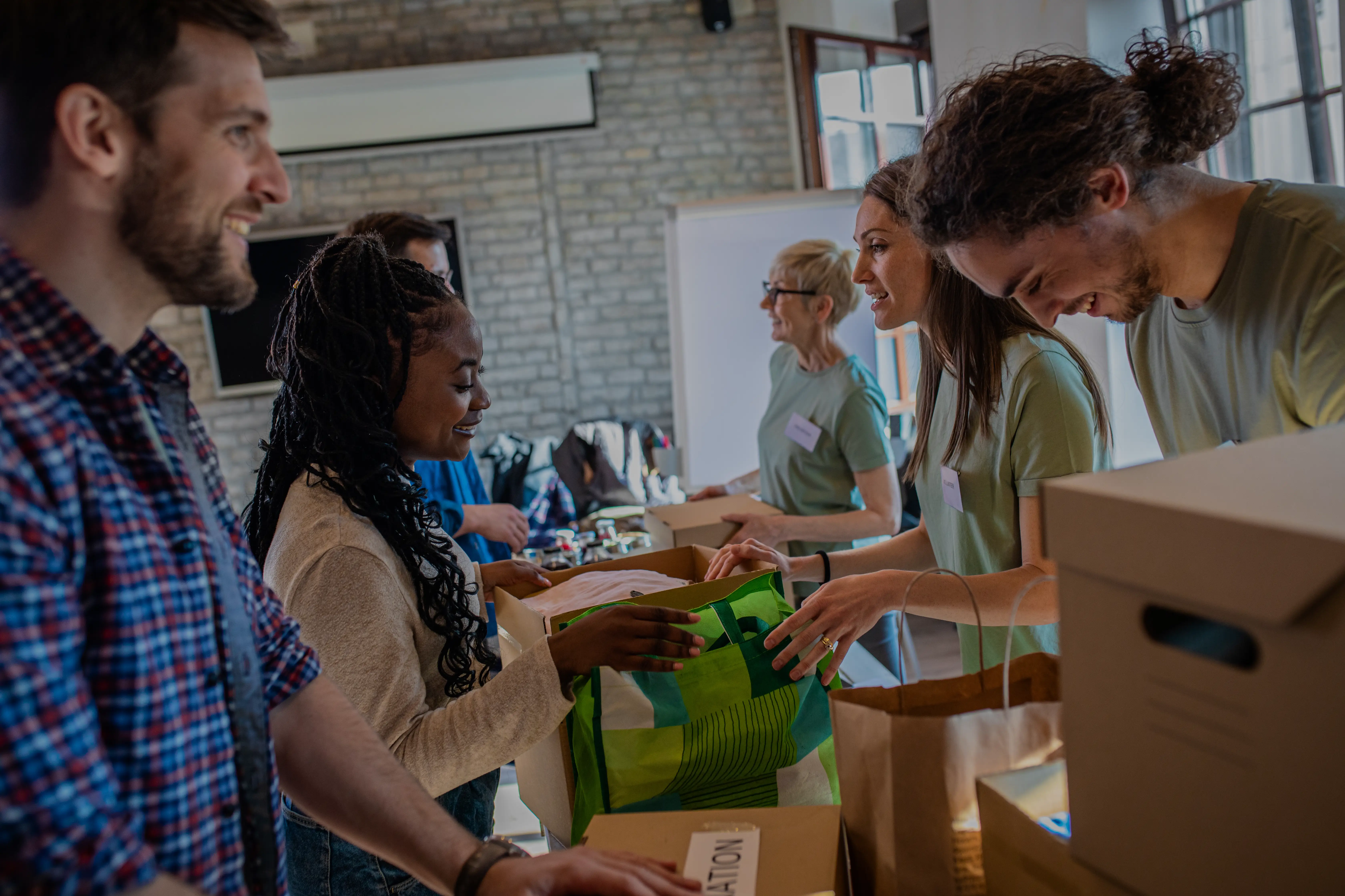 People donating to charity